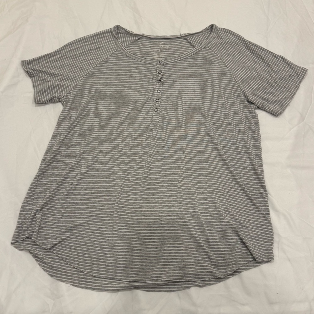 American Eagle Soft & Sexy Striped Henley Tee Gray White XL Short Sleeve Top